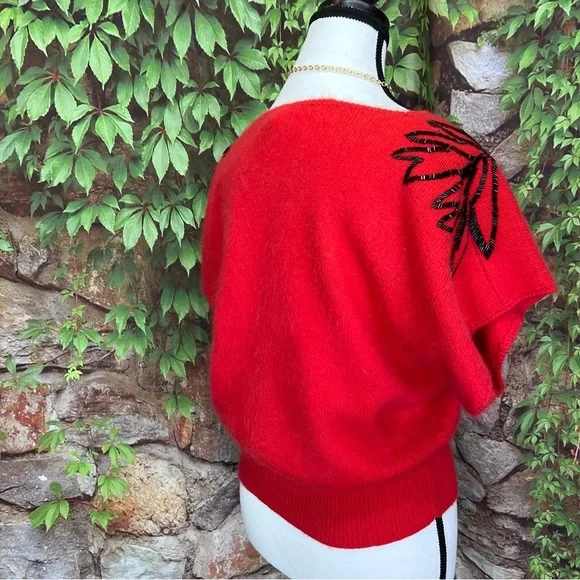 VINTAGE CHRISTIAN DIOR SEPARATES Beaded Red Lambswool Angora Sweater Blend, M - Picture 8 of 10